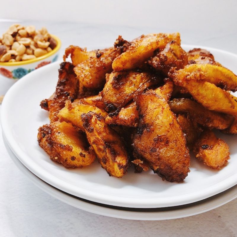 kelewele (spiced fried plantain)